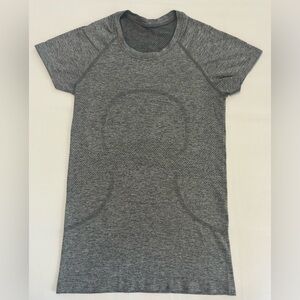 Lululemon Swiftly Tech short sleeve